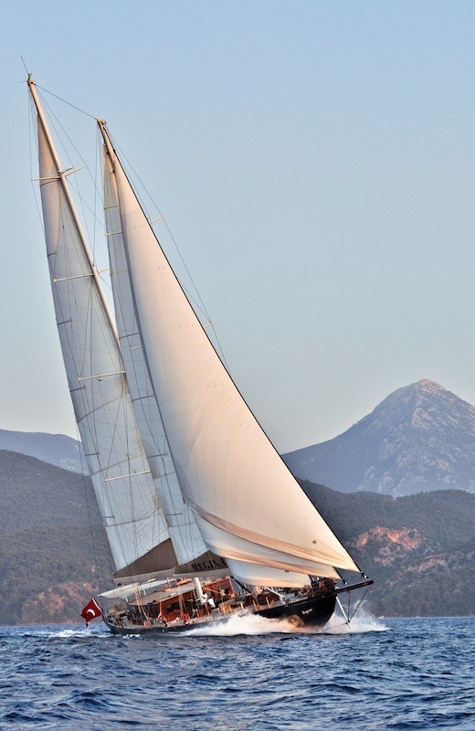 Yacht Regina, a Med Superyacht CHARTERWORLD Luxury Superyacht Charters